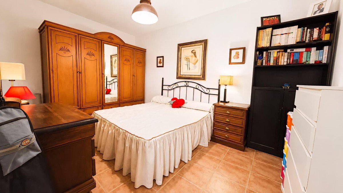 8 Bed Townhouse in Ronda