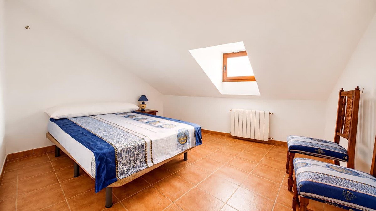 8 Bed Townhouse in Ronda