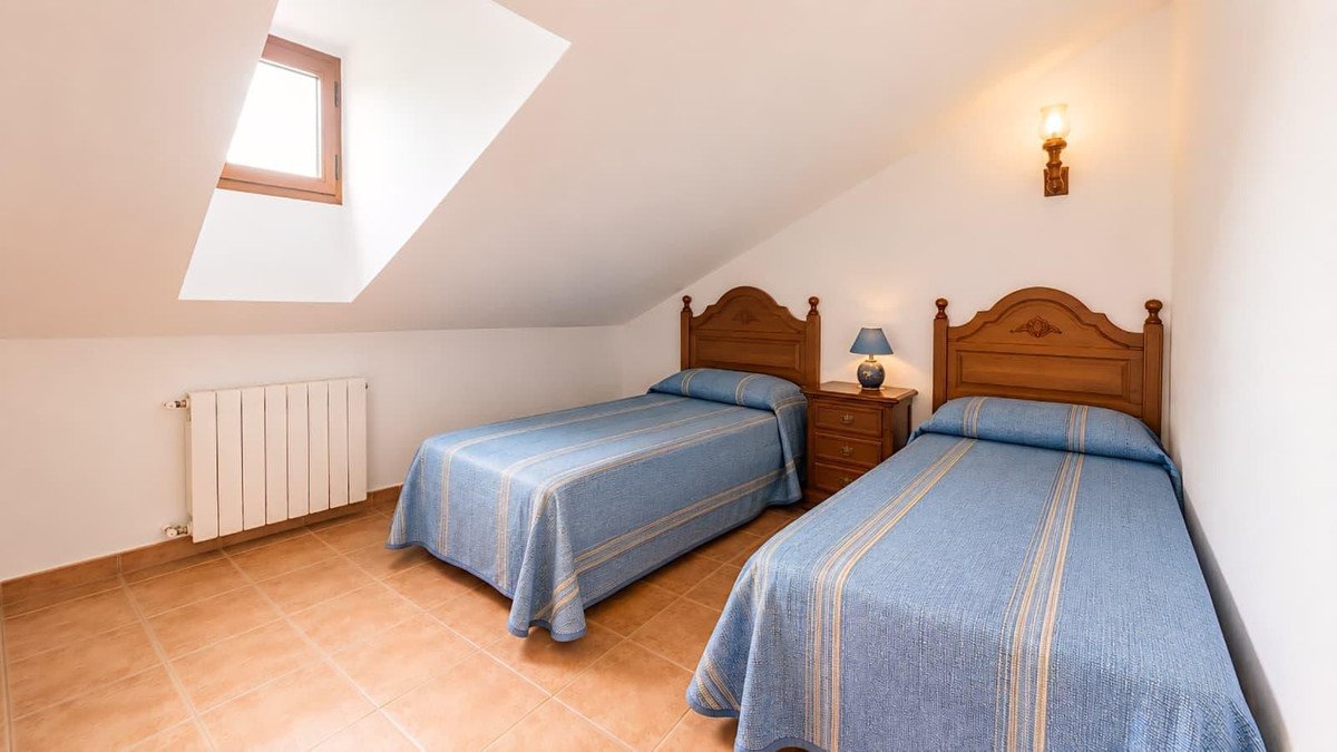 8 Bed Townhouse in Ronda