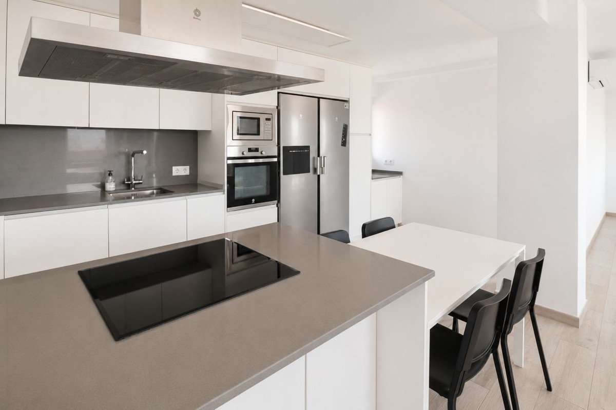 4 Bed Penthouse in La Línea
