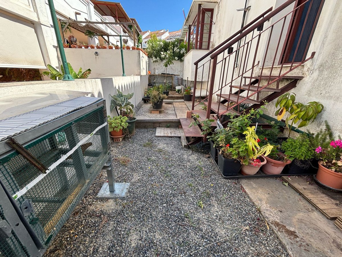 3 Bed Semi-Detached House in Casares Playa