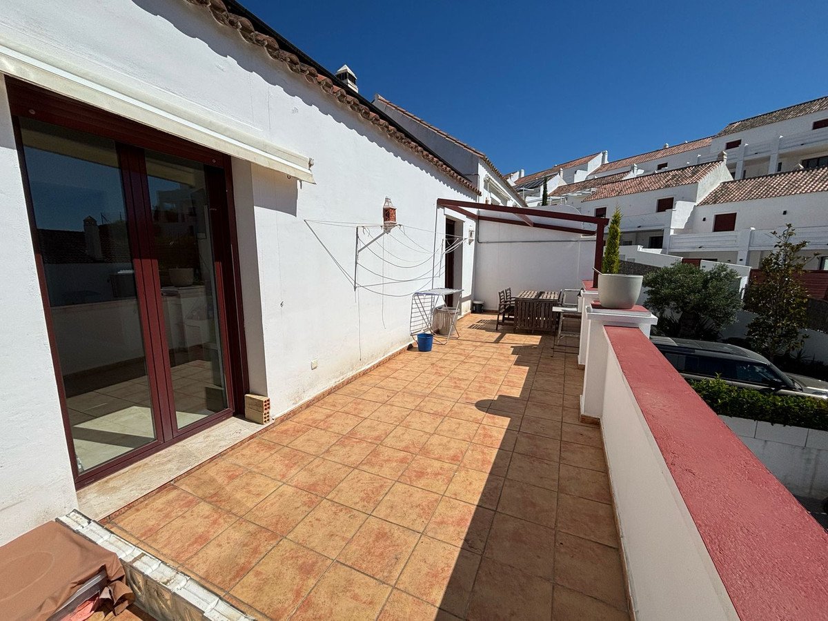 3 Bed Semi-Detached House in Casares Playa