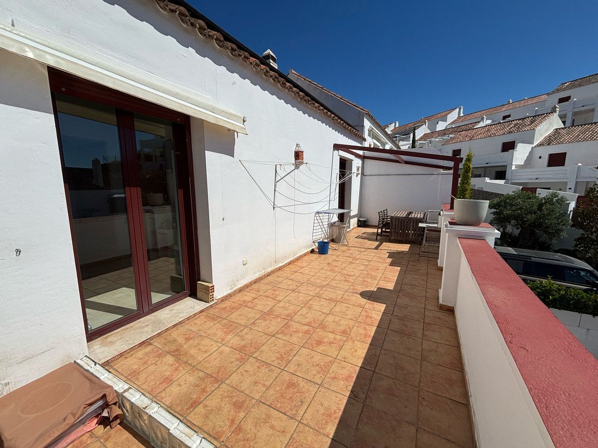 3 Bed Semi-Detached House in Casares Playa