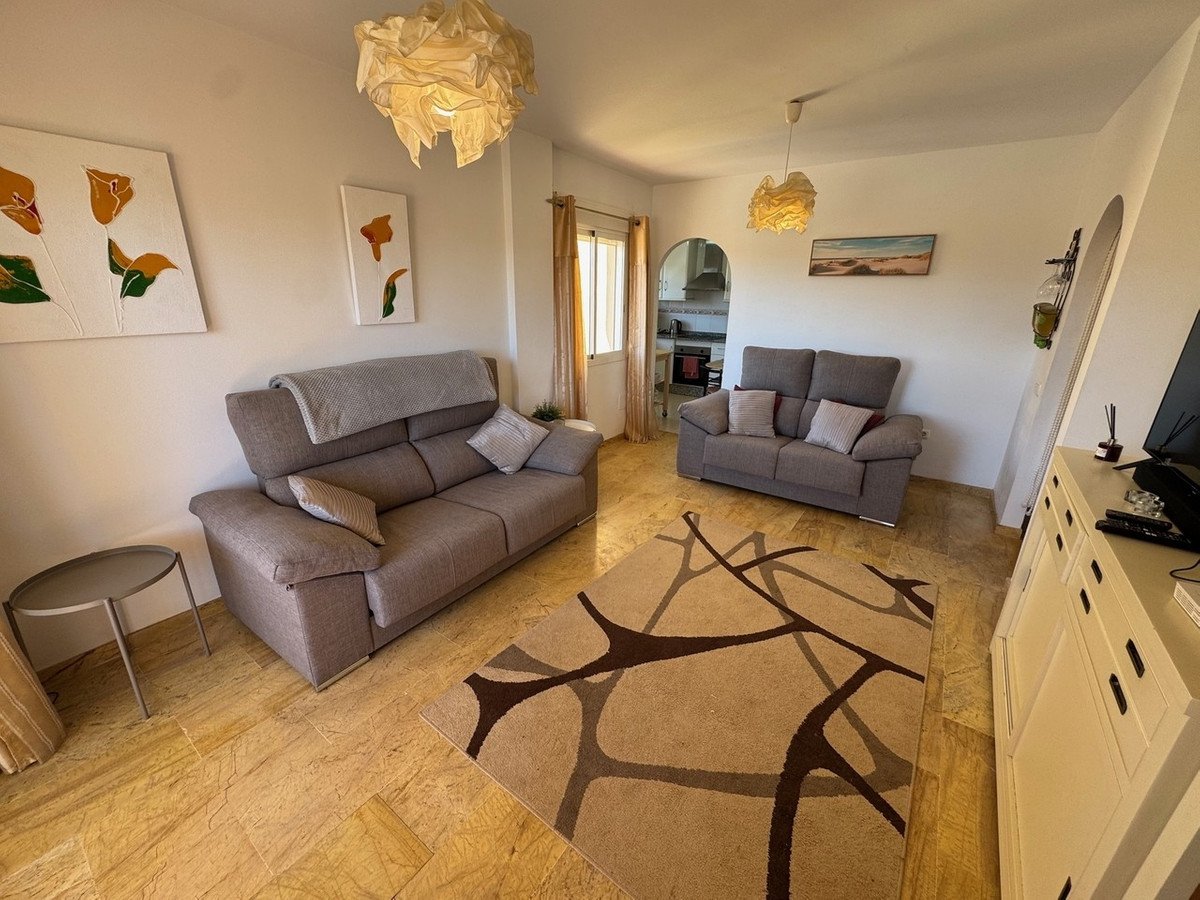3 Bed Ground Floor Apartment in Valle del Este Golf