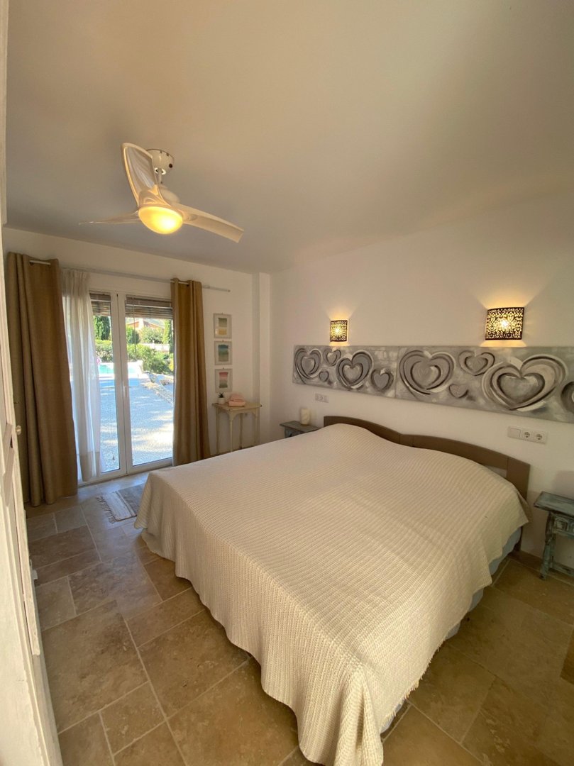 4 Bed Detached Villa in Denia