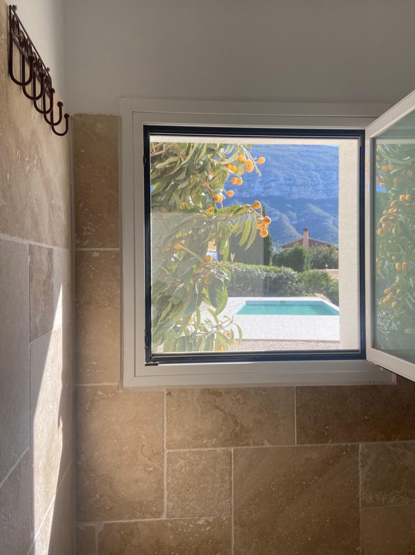 4 Bed Detached Villa in Denia
