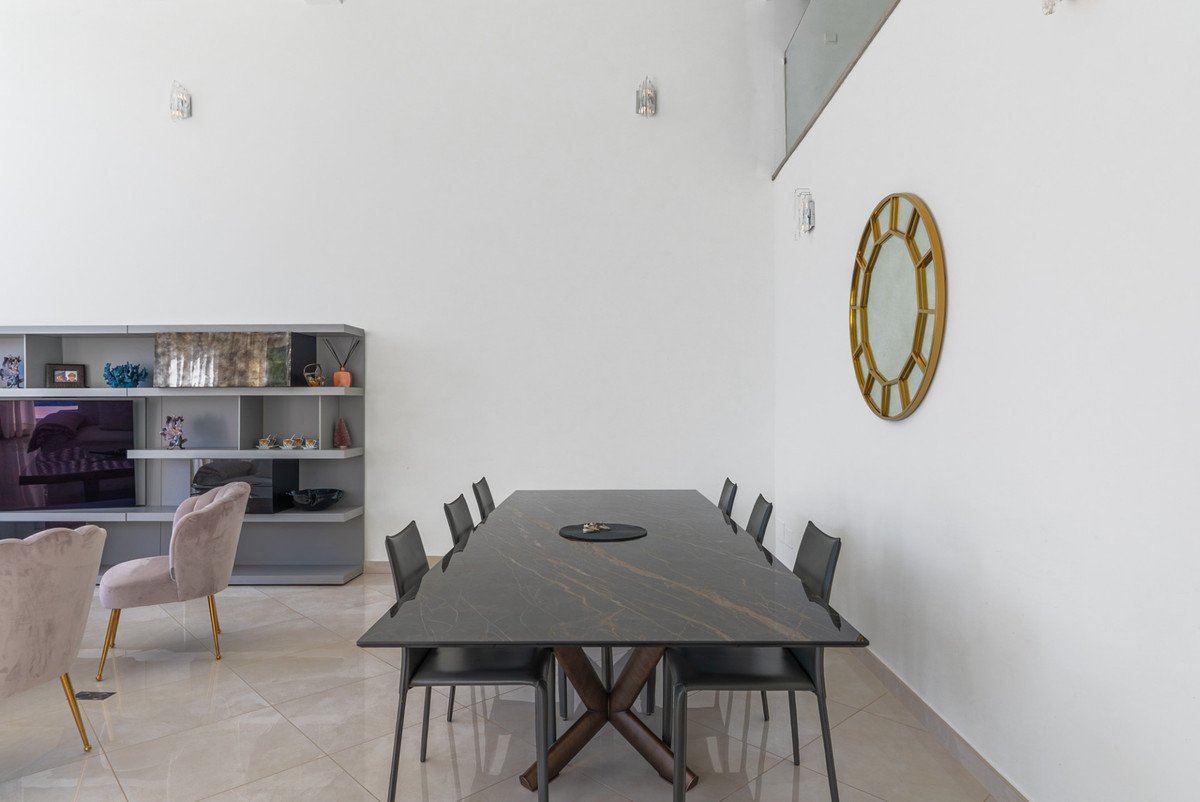 5 Bed Detached Villa in San Roque Club