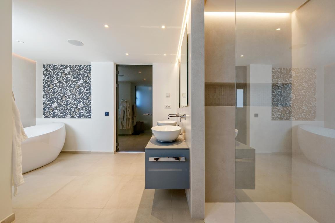 3 Bed Penthouse Duplex in Aloha