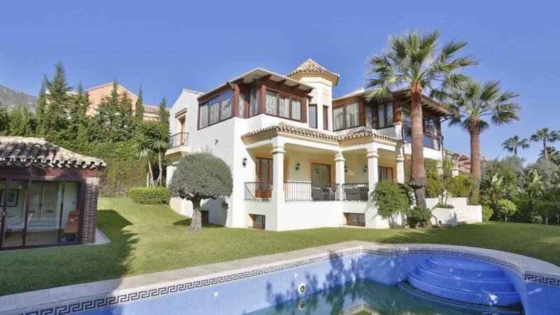5 Bed Detached Villa in Sierra Blanca