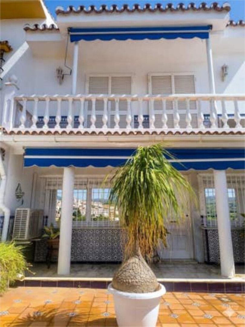 4 Bed Townhouse in Las Brisas