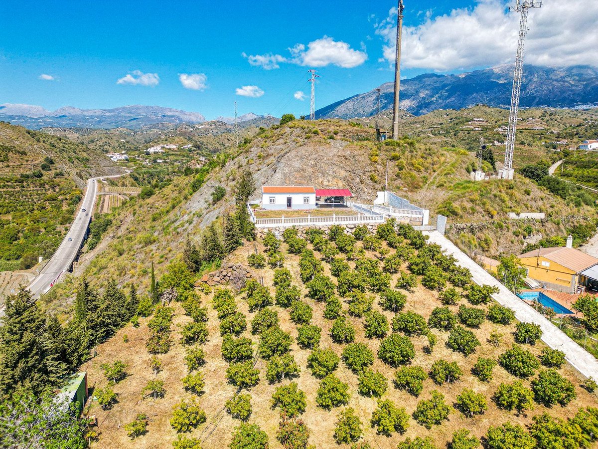 1 Bed Detached Villa in La Viñuela