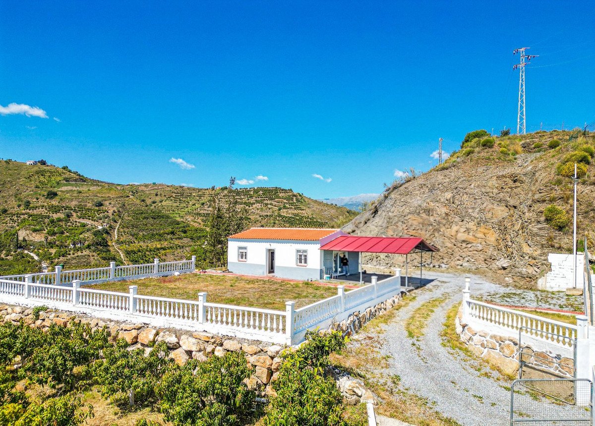 1 Bed Detached Villa in La Viñuela