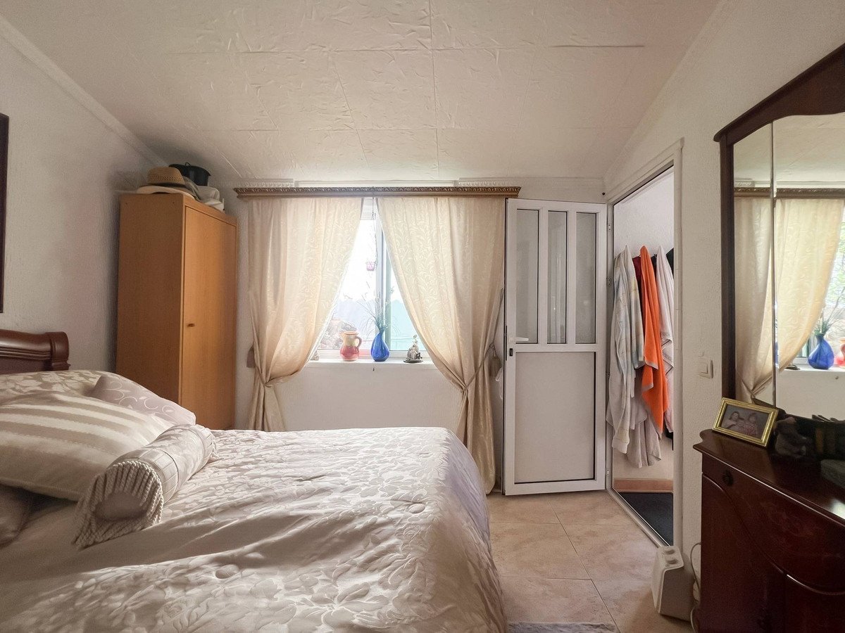 3 Bed Detached Villa in La Siesta