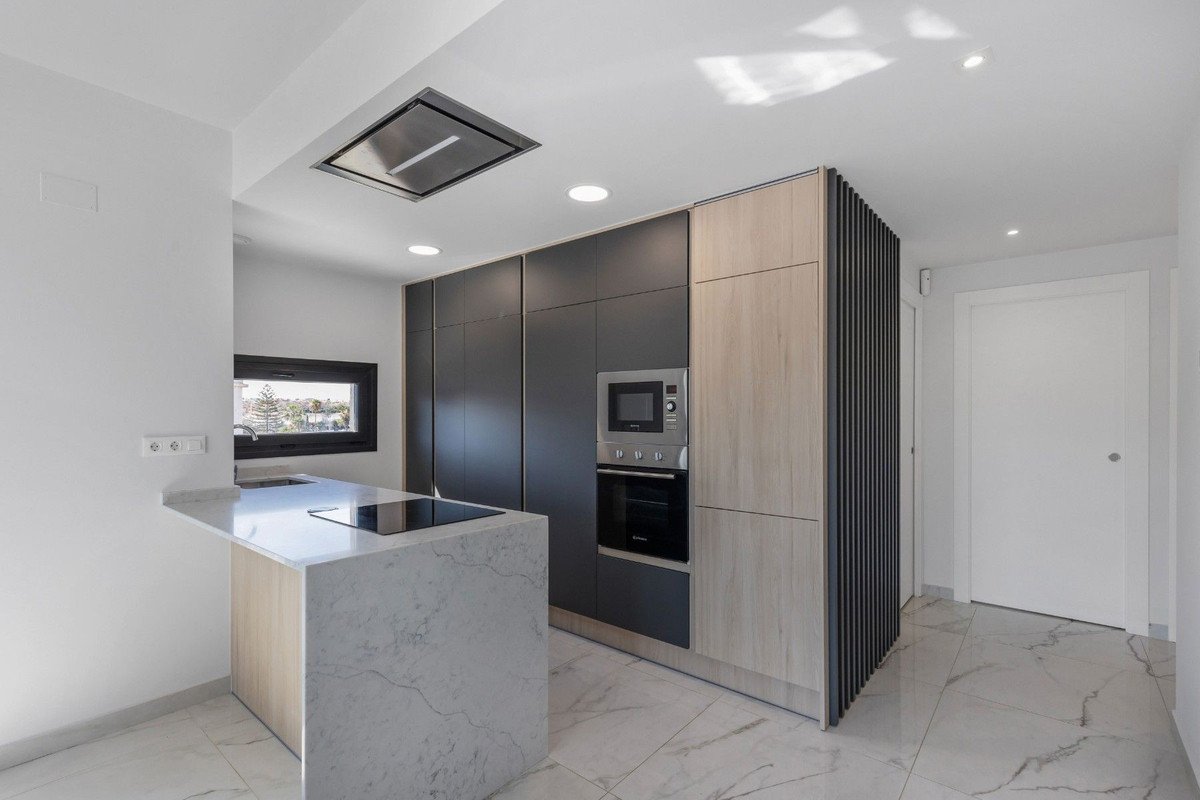 2 Bed Penthouse in Punta Prima