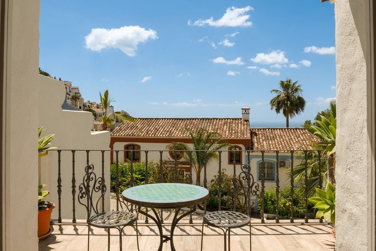 4 Bed Townhouse in La Heredia
