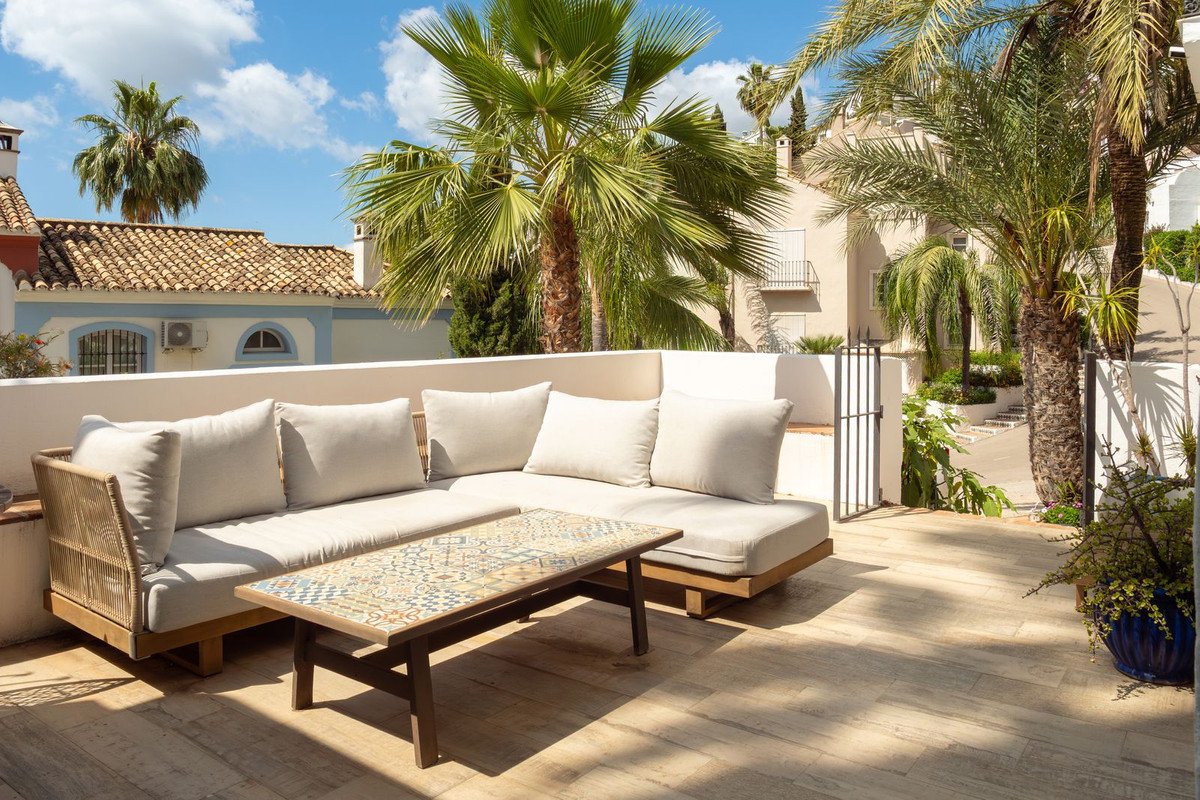 4 Bed Townhouse in La Heredia