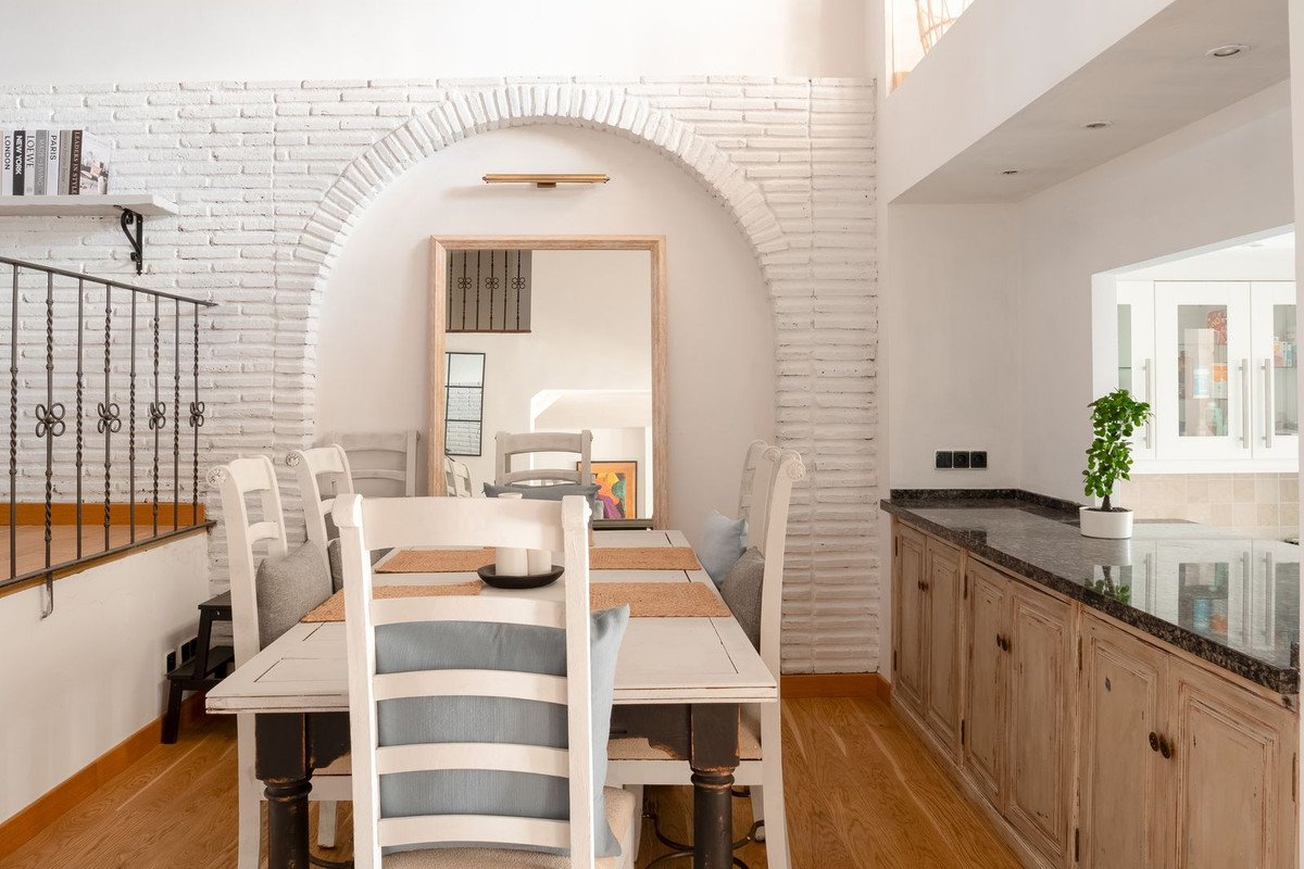 4 Bed Townhouse in La Heredia