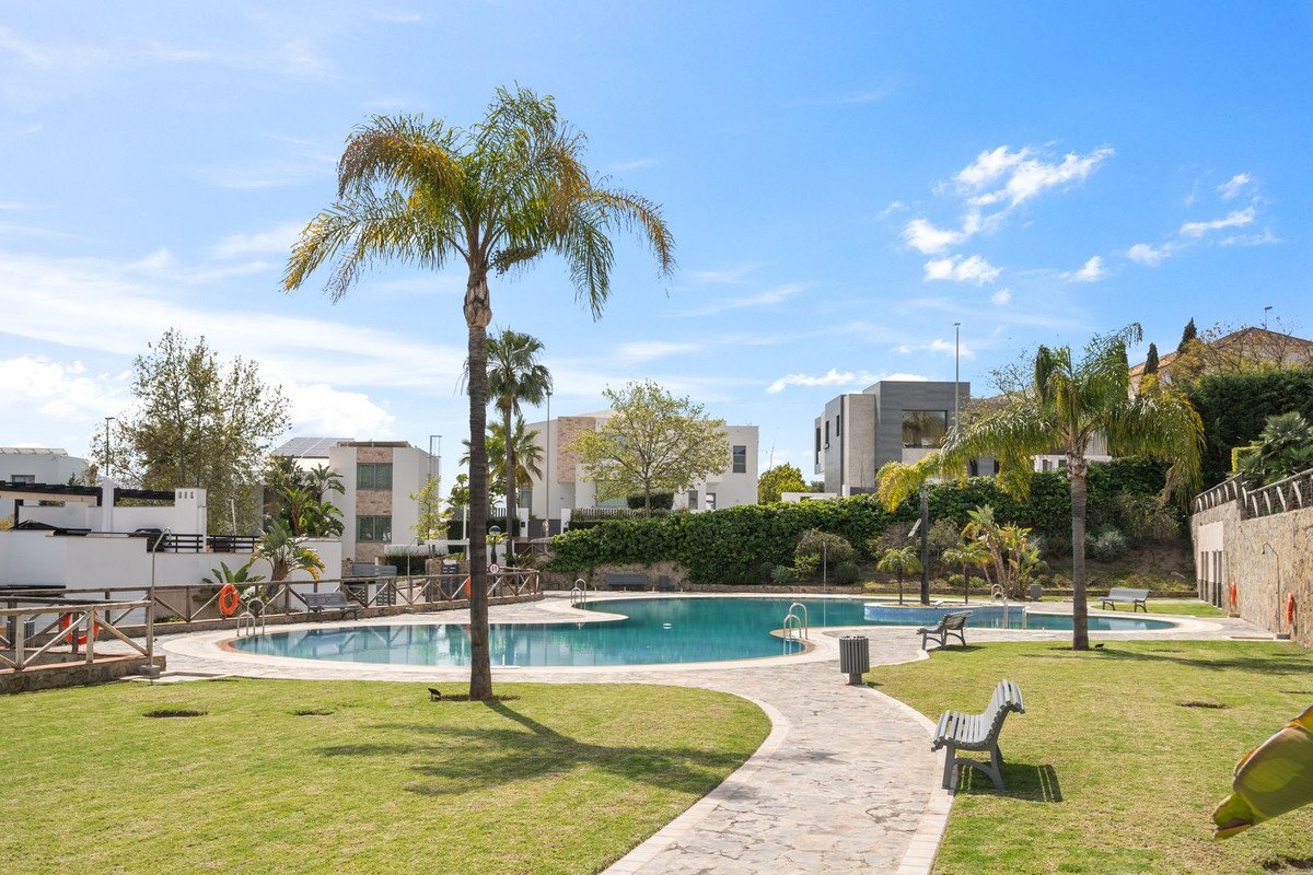 3 Bed Townhouse in Santa Clara