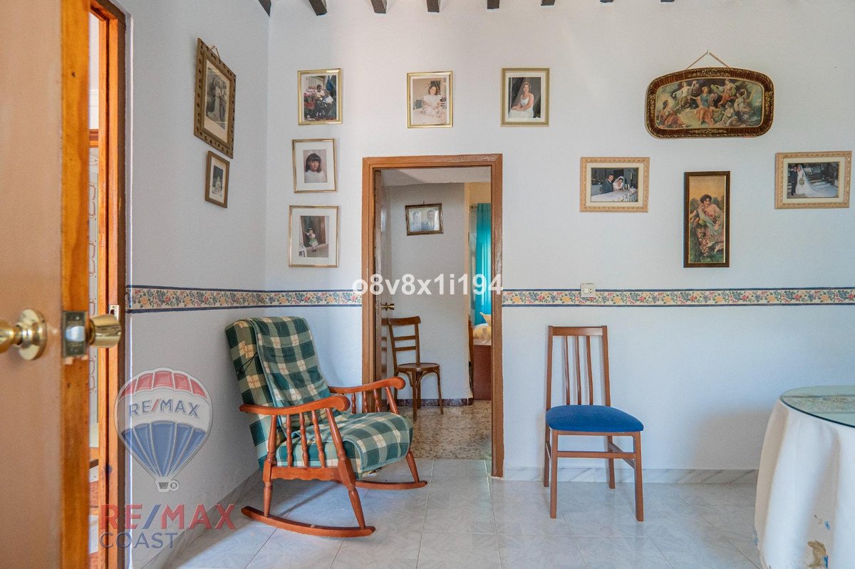 8 Bed Finca - Cortijo in Cajiz