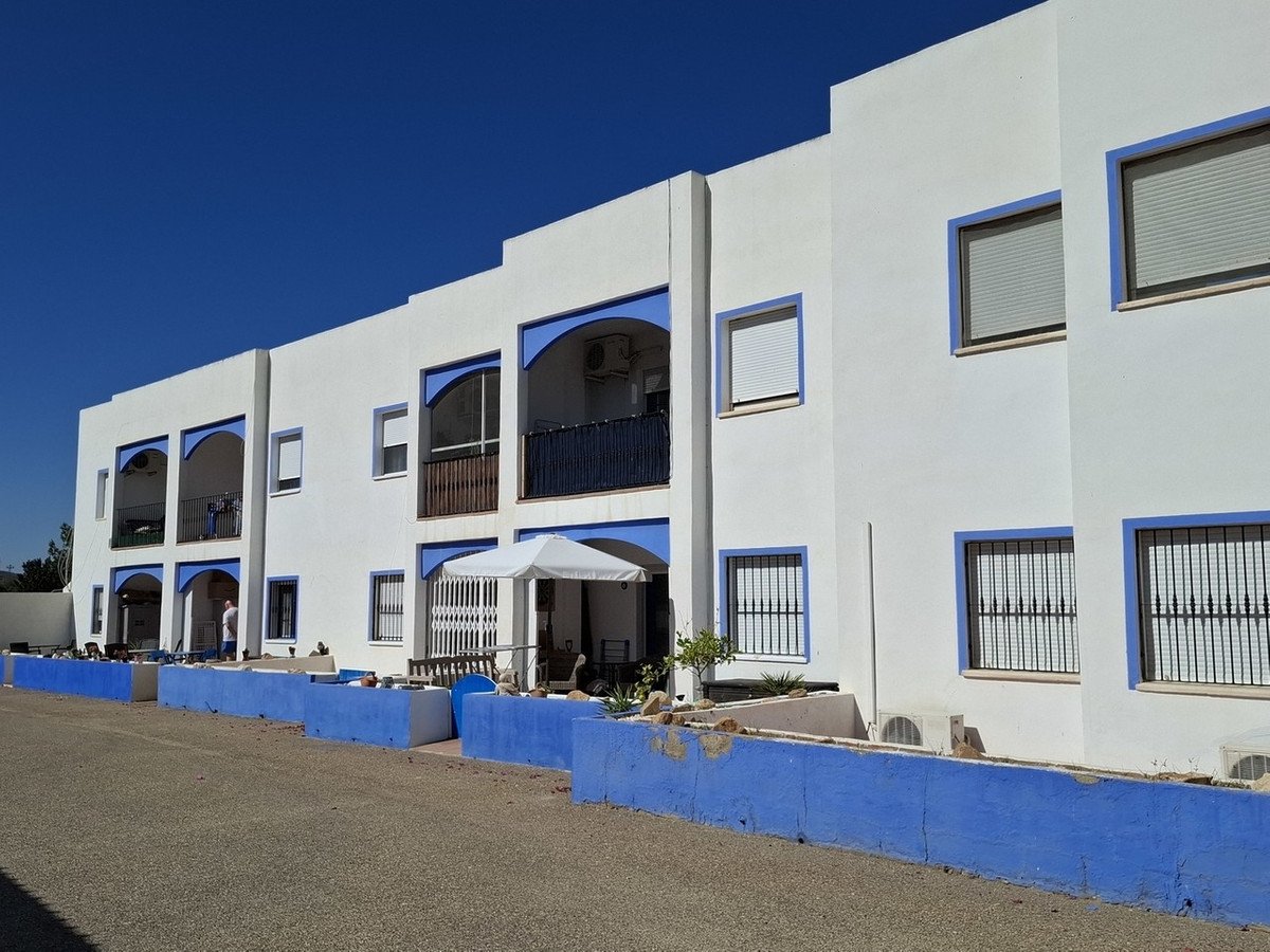 2 Bed Ground Floor Apartment in Los Gallardos