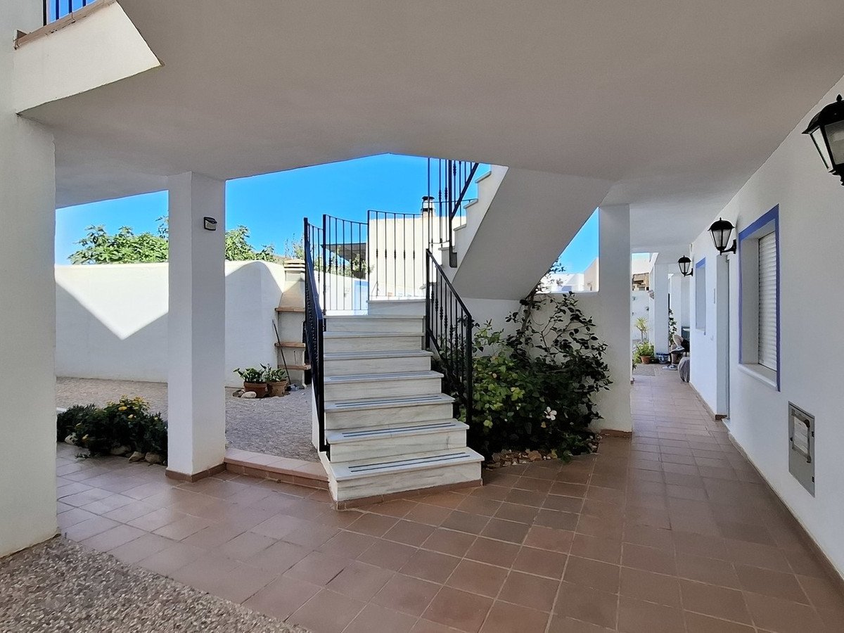 2 Bed Ground Floor Apartment in Los Gallardos