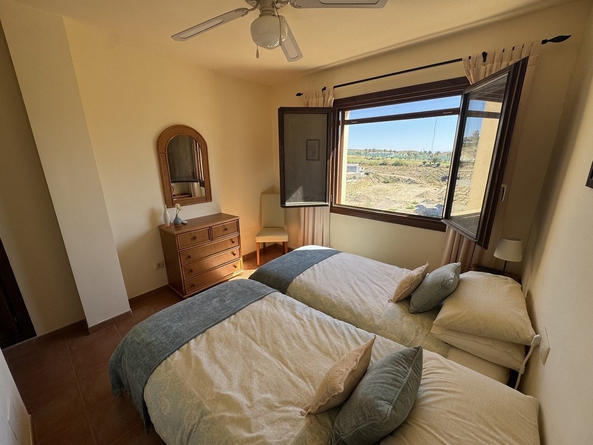 2 Bed Ground Floor Apartment in Valle del Este Golf