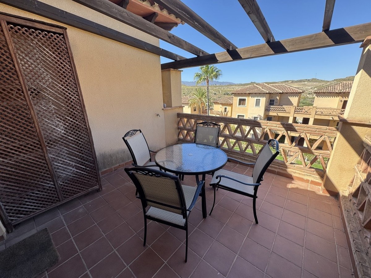 2 Bed Ground Floor Apartment in Valle del Este Golf