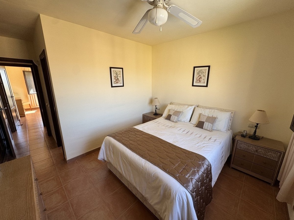 2 Bed Ground Floor Apartment in Valle del Este Golf