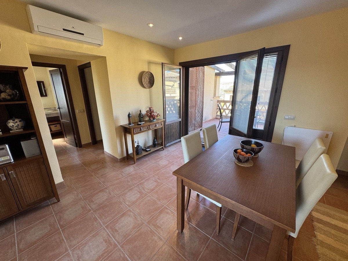 2 Bed Ground Floor Apartment in Valle del Este Golf
