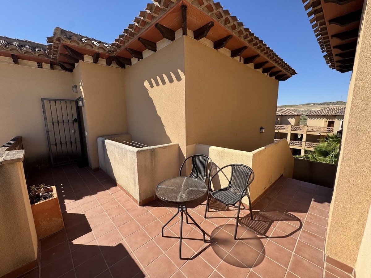 2 Bed Ground Floor Apartment in Valle del Este Golf