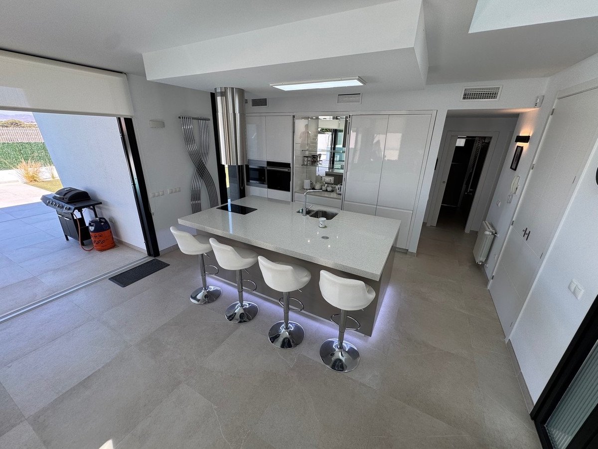 4 Bed Detached Villa in Vera Playa