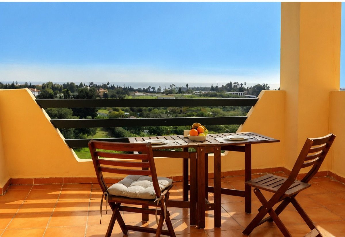 3 Bed Penthouse Duplex in Selwo