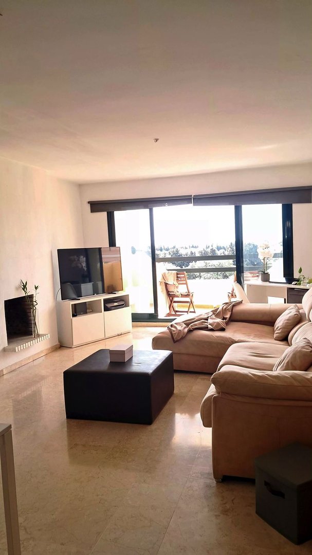 3 Bed Penthouse Duplex in Selwo