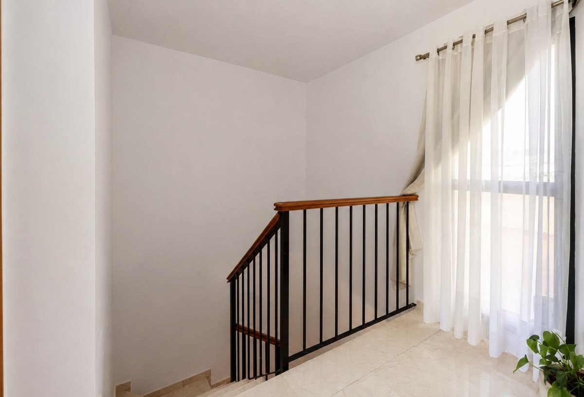 3 Bed Penthouse Duplex in Selwo