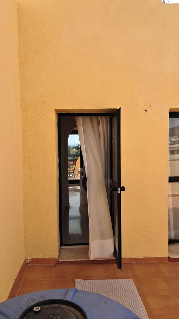 3 Bed Penthouse Duplex in Selwo