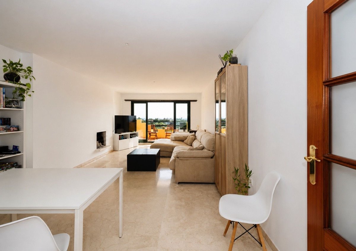 3 Bed Penthouse Duplex in Selwo