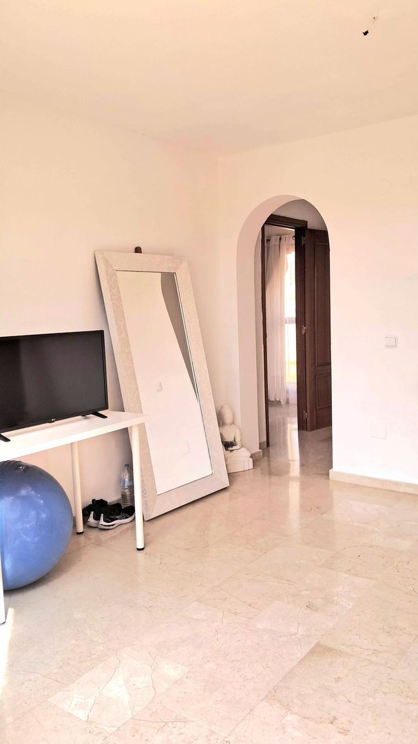 3 Bed Penthouse Duplex in Selwo