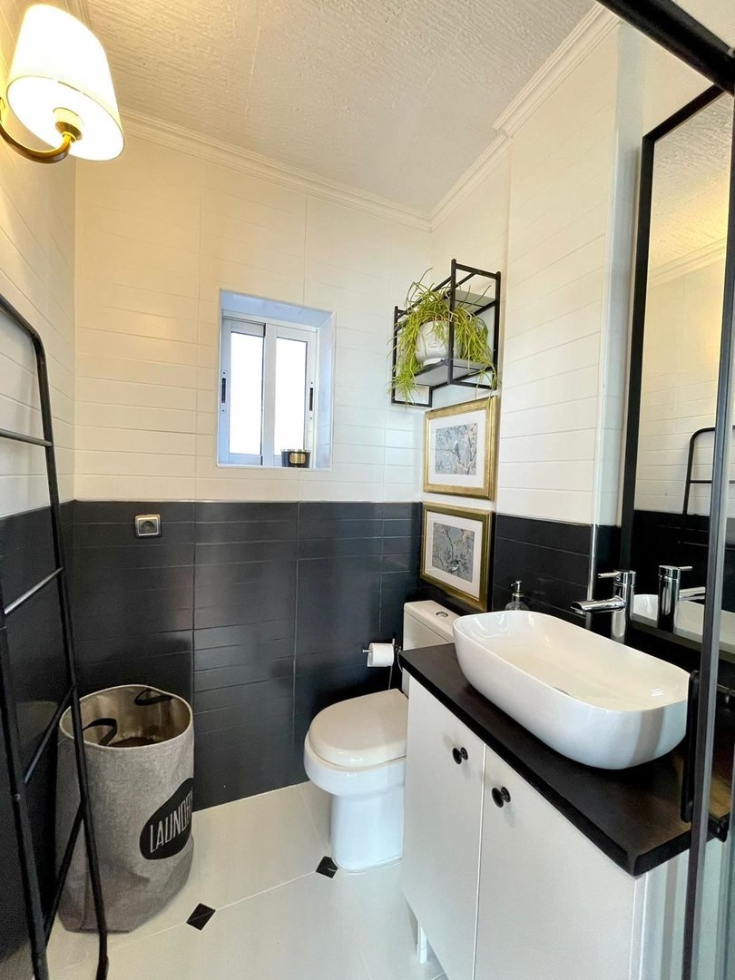 2 Bed Duplex in Los Altos
