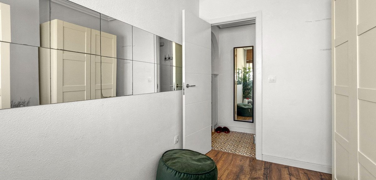 2 Bed Middle Floor Apartment in Torrevieja