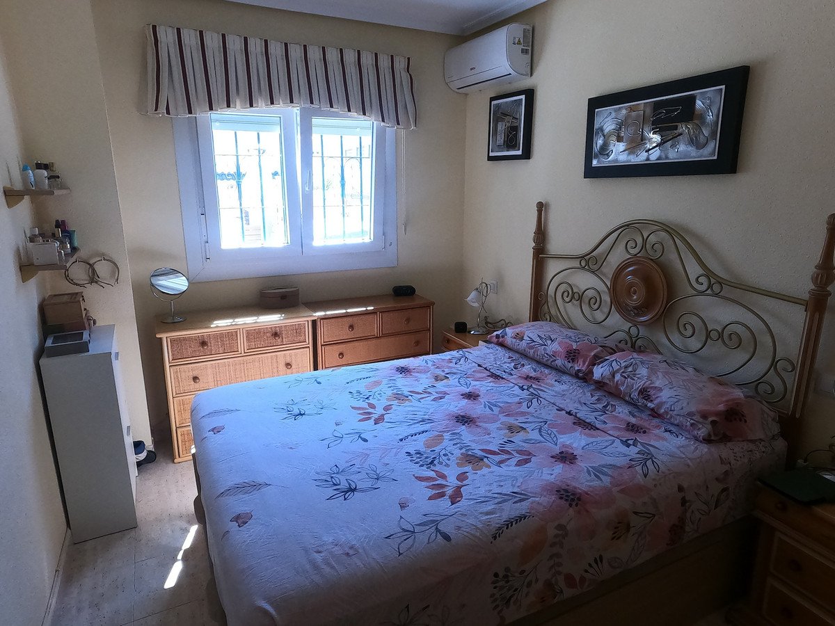 2 Bed Ground Floor Apartment in Alicante