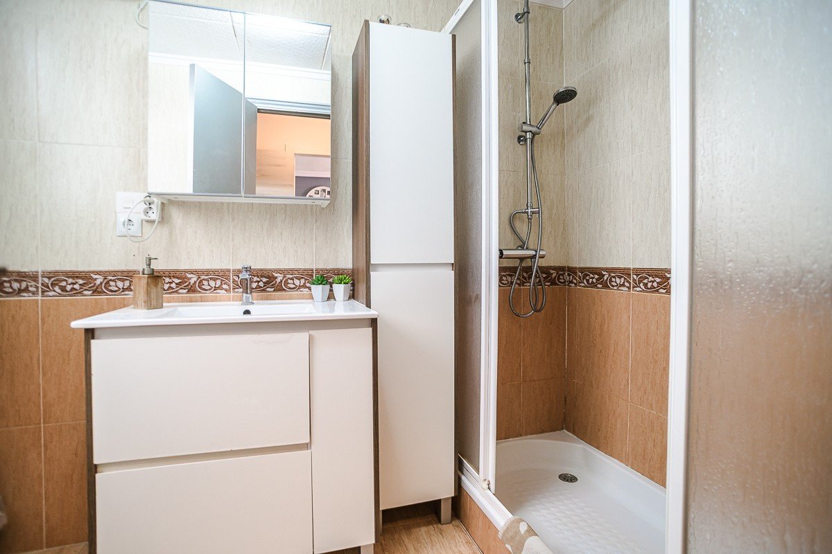 3 Bed Middle Floor Apartment in Torrevieja