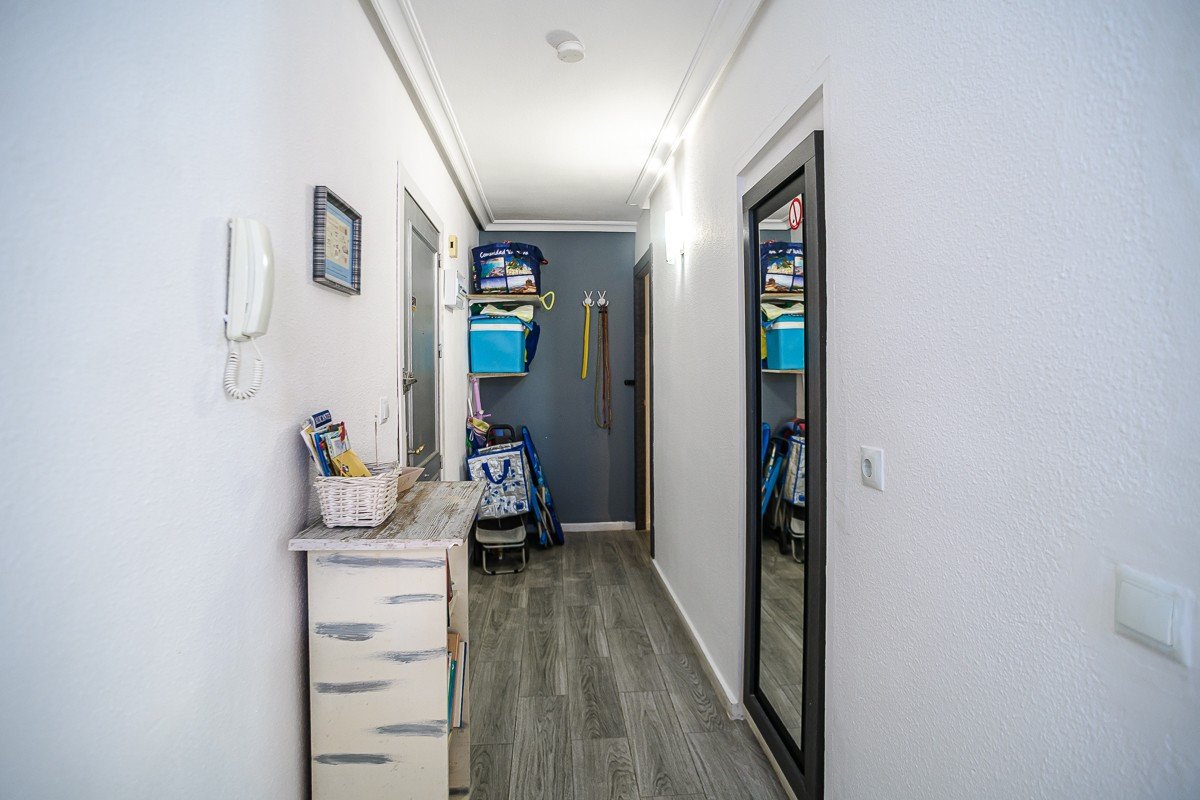 3 Bed Middle Floor Apartment in Torrevieja