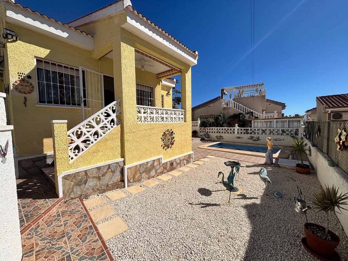 2 Bed Detached Villa in Ciudad Quesada