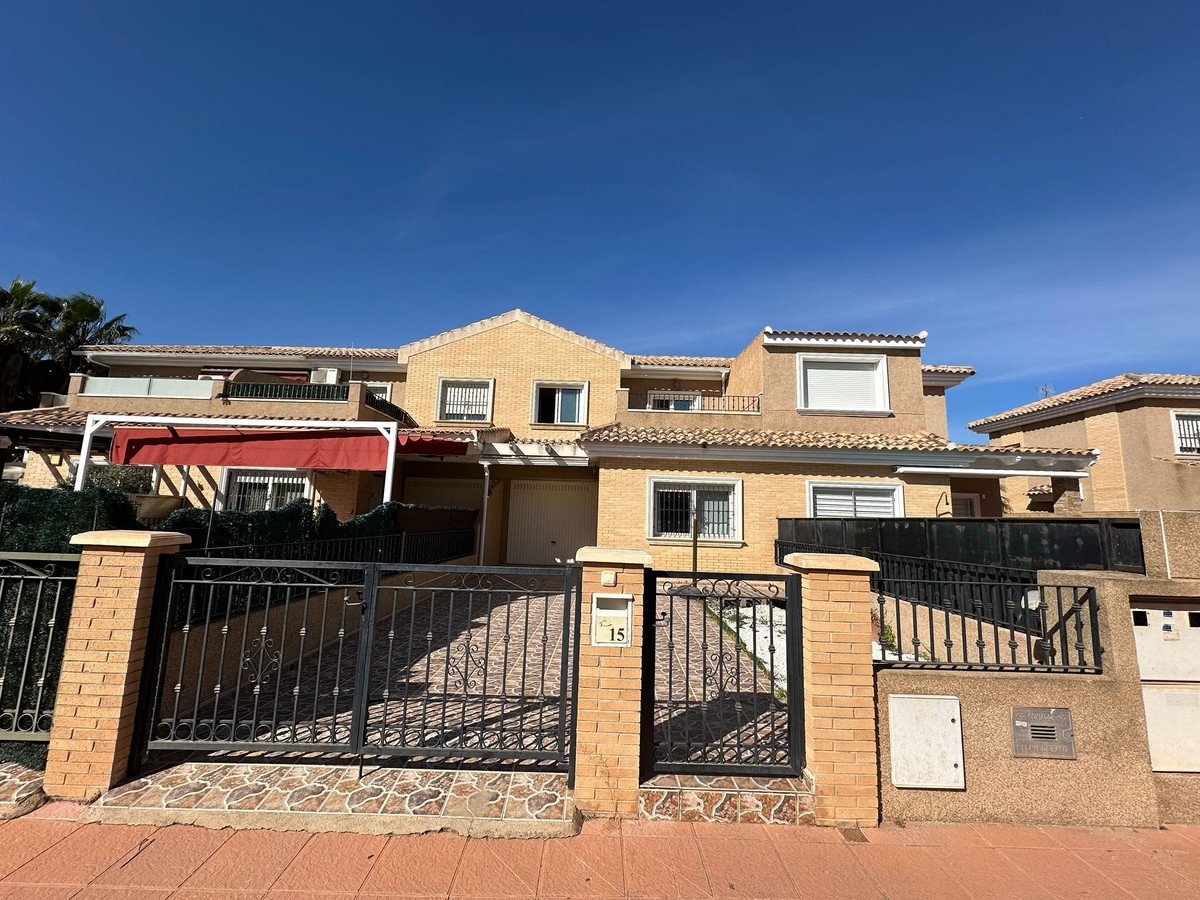 3 Bed Townhouse in Santiago de la Ribera