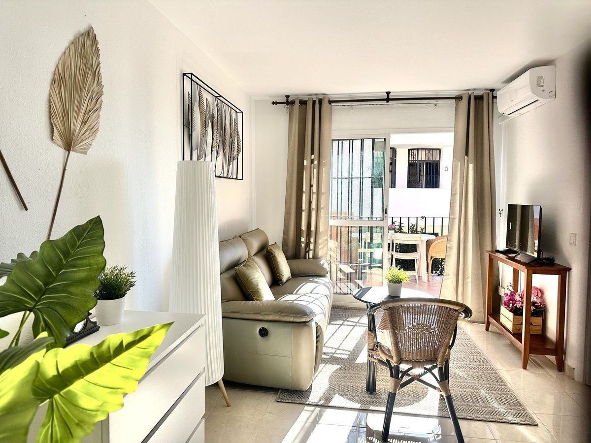 2 Bed Ground Floor Apartment in Calahonda