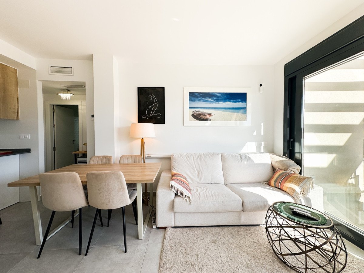 2 Bed Top Floor Apartment in Villamartin