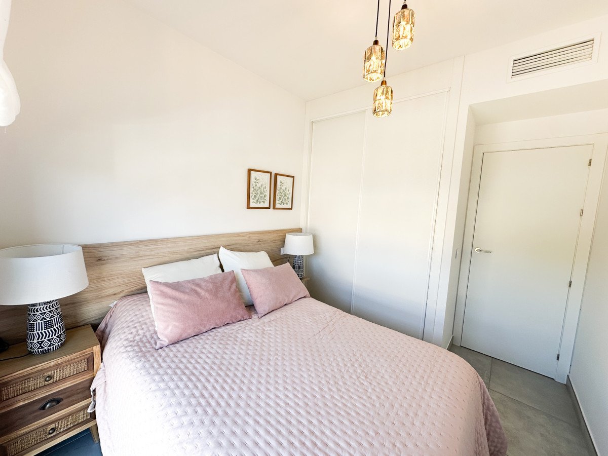 2 Bed Top Floor Apartment in Villamartin