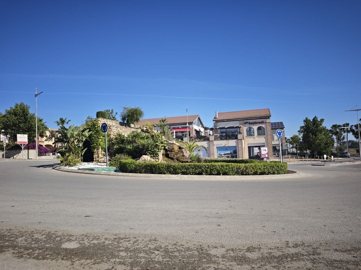 4 Bed Detached Villa in Algorfa
