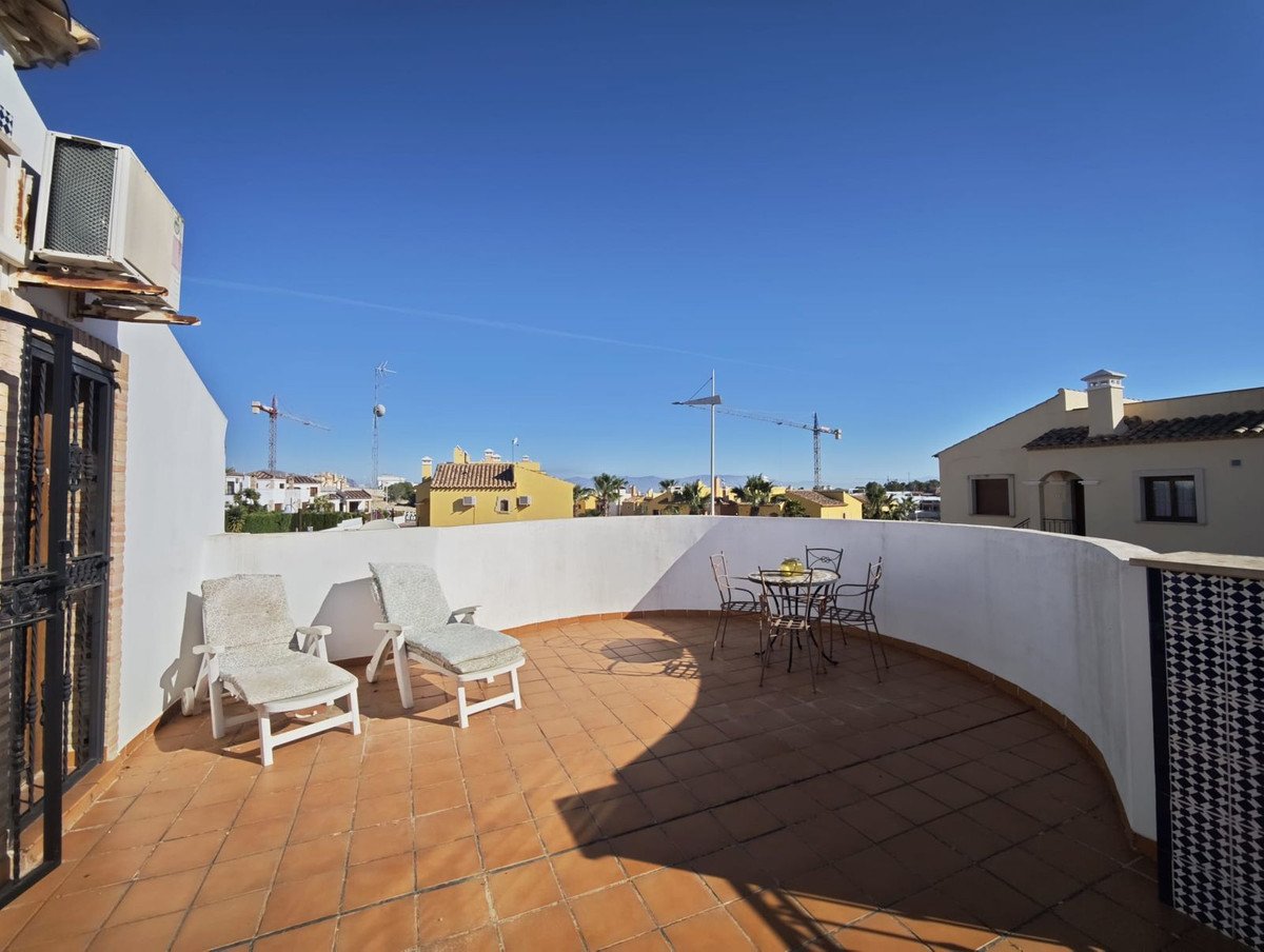 4 Bed Detached Villa in Algorfa