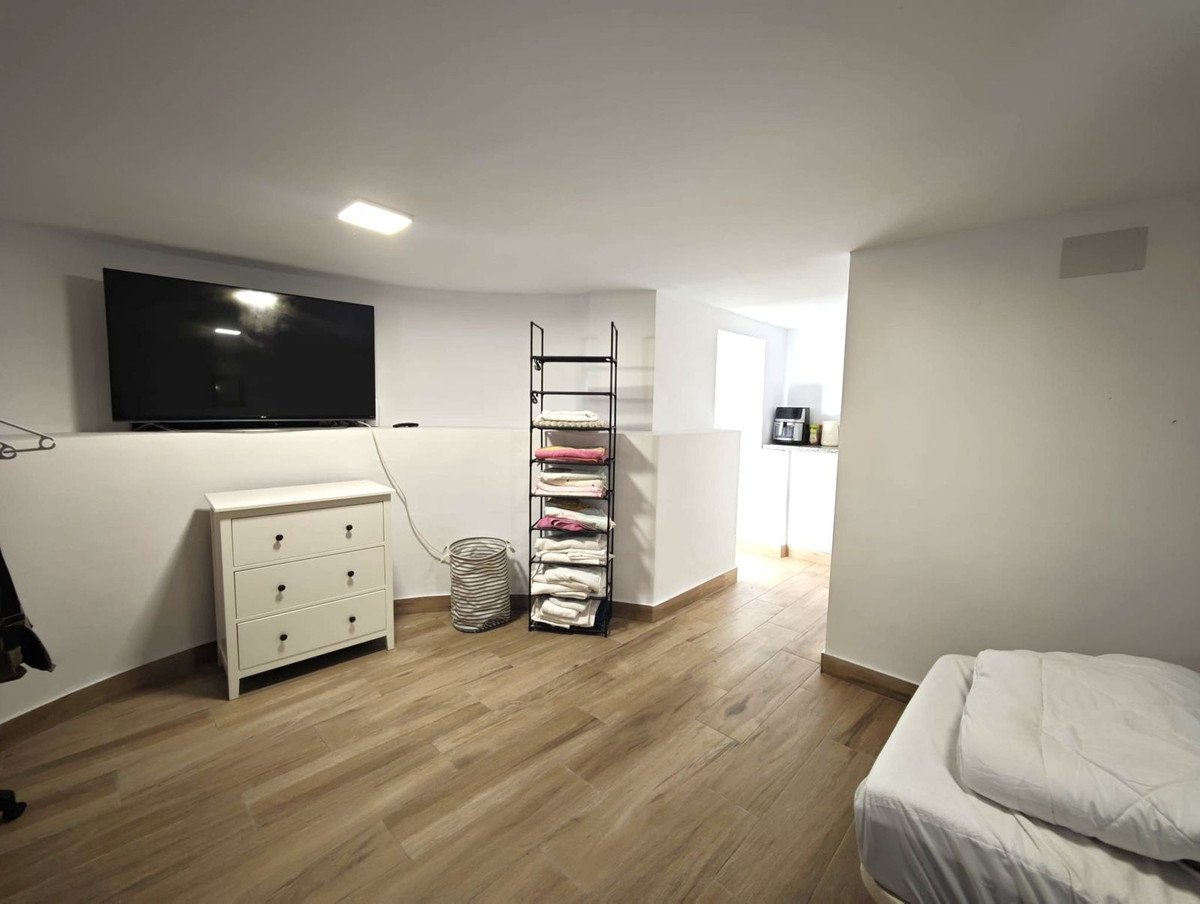 4 Bed Detached Villa in Algorfa